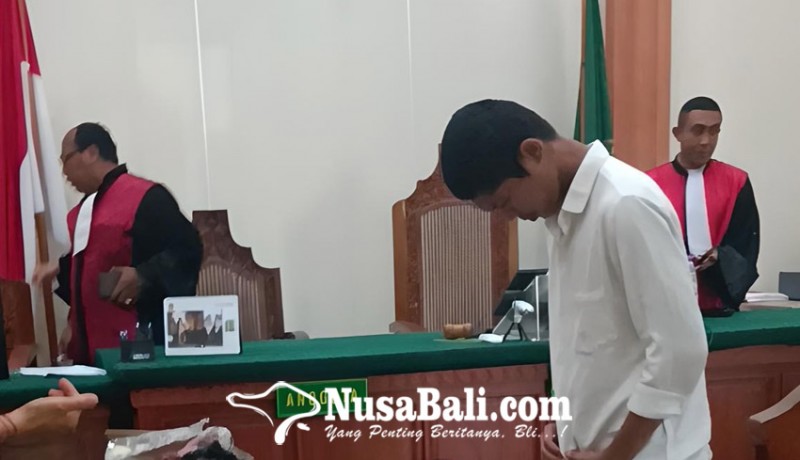 www.nusabali.com-beli-ganja-online-15-kg-ronaldo-disidang