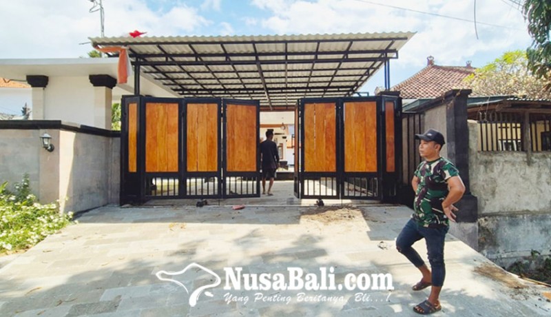 www.nusabali.com-dirusak-pria-depresi-rumah-dinas-sekda-langsung-diperbaiki