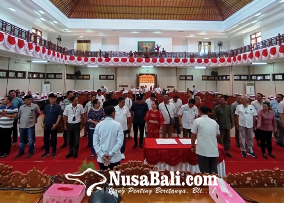 Nusabali.com - pdip-dan-golkar-dapat-kesempatan-jabatan-ketua-dan-wakil-ketua-sementara