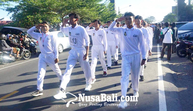 www.nusabali.com-berhadiah-rp-68-juta-dan-bonus-rp-50-juta-44-regu-meriahkan-gerak-jalan-45-km