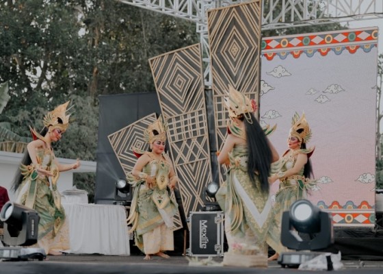 Nusabali.com - darmasaba-village-festival-merdekakan-inovasi-kebudayaan-dan-ekonomi-kerakyatan