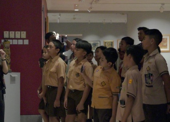 Nusabali.com - disdikpora-badung-ajak-siswa-sd-kunjungi-museum-pasifika