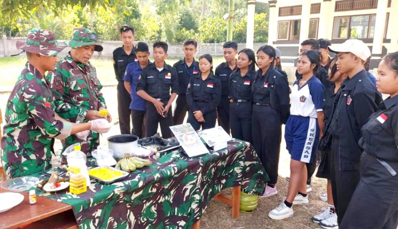 www.nusabali.com-personel-yonif-741garuda-nusantara-gelar-pelatihan-membuat-kue-beppa-janda