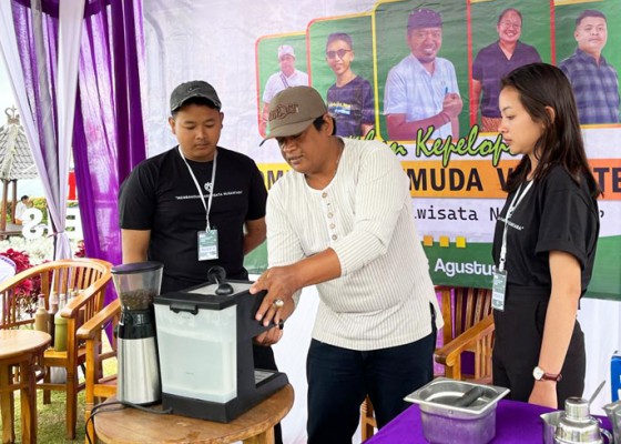 Nusabali.com - praktik-barista-jadi-daya-tarik-pelatihan-kepeloporan-pemuda-oleh-yayasan-pkbm-surya-dhyana-kresna