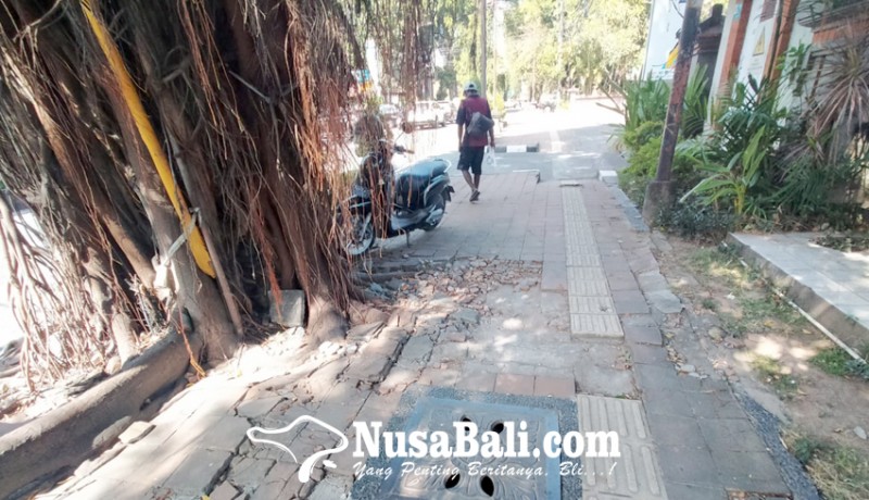 www.nusabali.com-penataan-pedestrian-jalan-gajah-mada-denpasar-belum-jelas