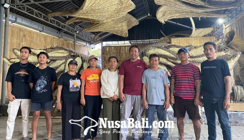 www.nusabali.com-cerita-di-balik-megahnya-penjor-dan-anyaman-janur-saat-hut-ke-79-ri-di-ibu-kota-nusantara