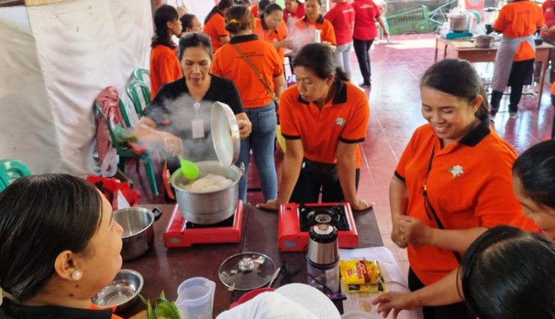 www.nusabali.com-kelurahan-peguyangan-rembug-stunting-gelar-pelatihan-pembuatan-makanan-tambahan-balita