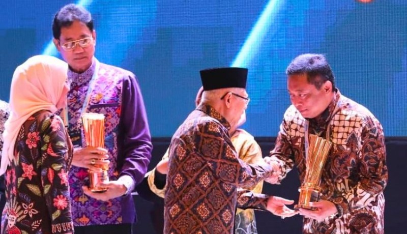 www.nusabali.com-berdayakan-disabilitas-antar-telkom-raih-naker-award-2024