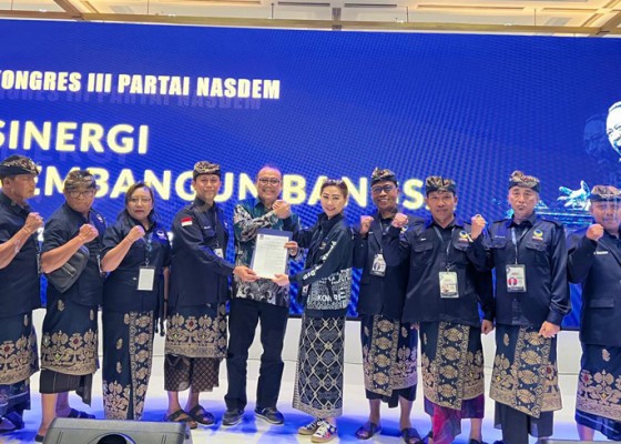 Nusabali.com - gerindra-nasdem-usung-sugawa-korry-suardana