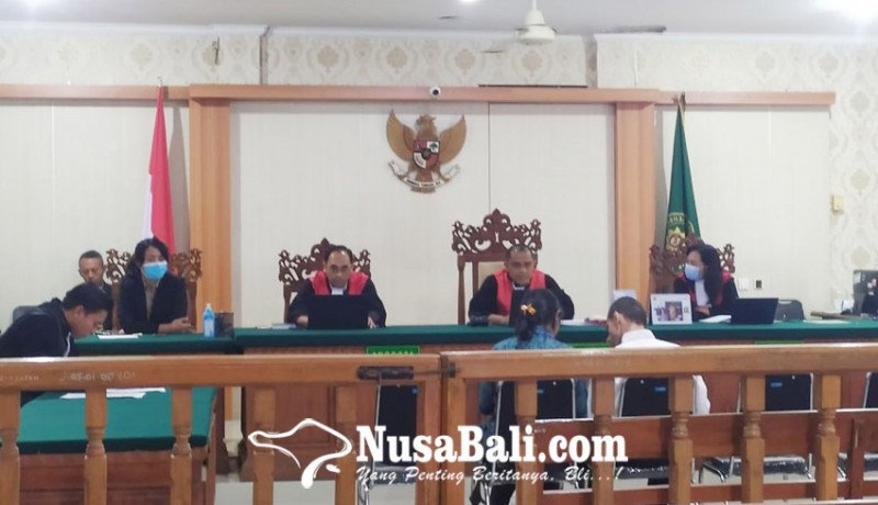 www.nusabali.com-bule-brazil-yang-ngamuk-di-cafe-jimbaran-disidang