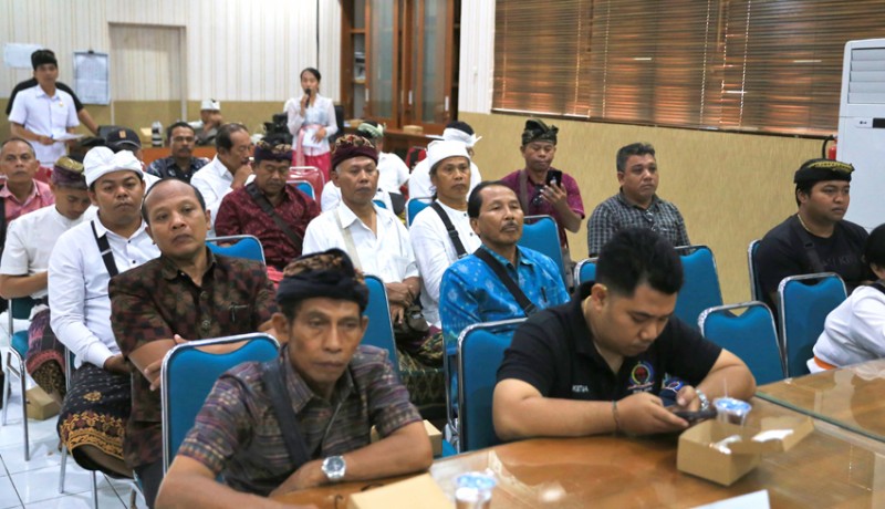 www.nusabali.com-pj-bupati-klungkung-hadiri-musda-dpd-lpm