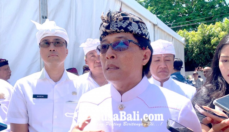 www.nusabali.com-bupati-giri-prasta-setujui-moratorium-pembangunan-vila