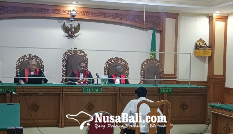 www.nusabali.com-eks-ketua-lpd-gulingan-dituntut-8-tahun