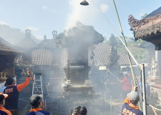 Nusabali.com - palinggih-merajan-agung-pemayun-terbakar