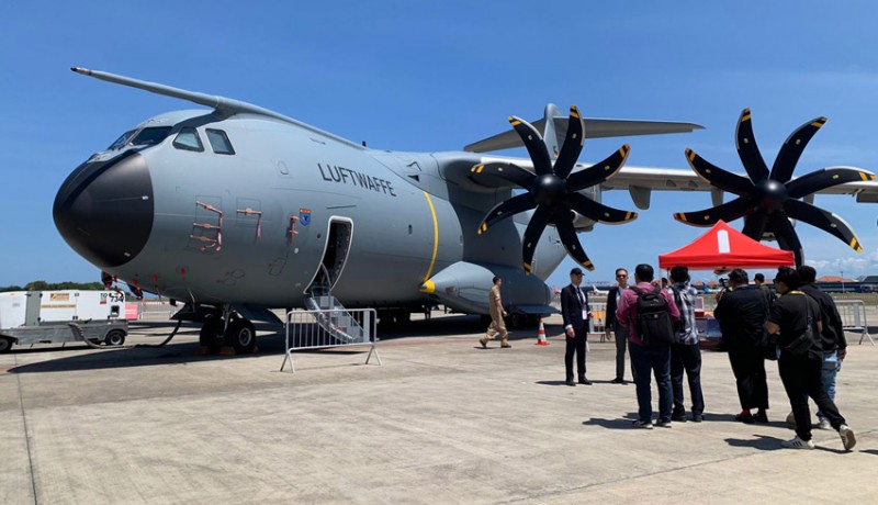 www.nusabali.com-airbus-a400m-jerman-unjuk-gigi-di-bali-airshow