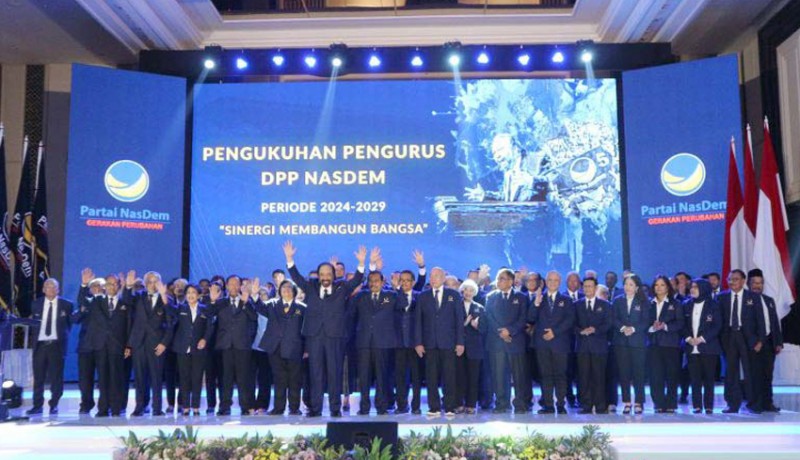 www.nusabali.com-surya-paloh-kukuhkan-susunan-pengurus-dpp-nasdem-2024-2029