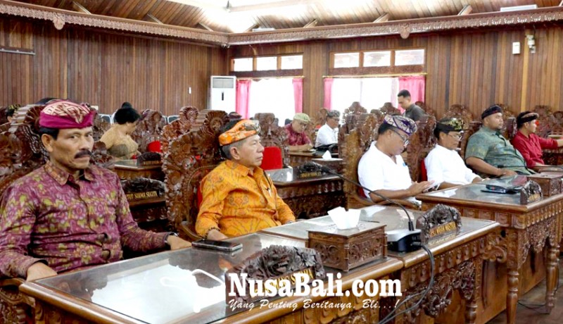 www.nusabali.com-golkar-tunjuk-tjok-agung-jabat-wakil-ketua-dewan