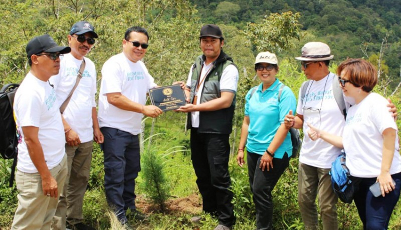 www.nusabali.com-peringati-world-tourism-day-asita-bali-tanam-pohon-dan-gelar-b2b