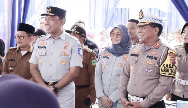 www.nusabali.com-peringati-hut-ke-69-lalu-lintas-bhayangkara-korlantas-polri-bersama-jasa-raharja-gelar-bakti-sosial-di-kuningan