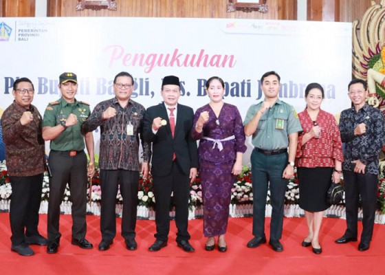 Nusabali.com - dewa-mahendra-ditunjuk-jadi-pjs-walikota