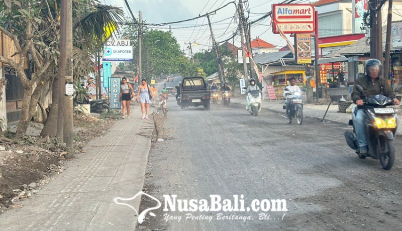 www.nusabali.com-jalanan-berdebu-warga-mengeluh