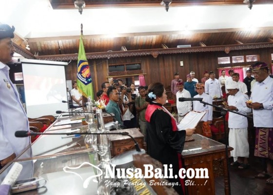 Nusabali.com - pj-bupati-hadiri-pengucapan-sumpah-janji-pimpinan-dprd-klungkung