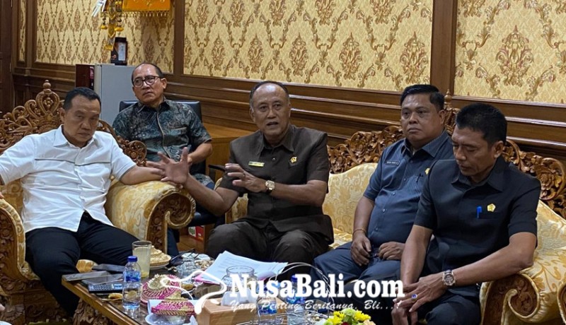 www.nusabali.com-fraksi-golkar-dprd-badung-ingatkan-anggaran-fokus-untuk-program-mandatory-dan-wajib