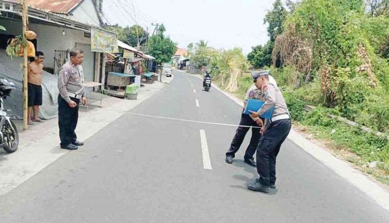 www.nusabali.com-kecelakaan-beruntun-tiga-motor-di-sambangan-satu-tewas