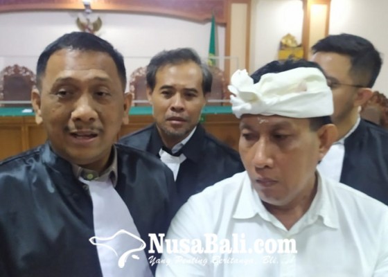 Nusabali.com - bendesa-berawa-ketut-riana-divonis-4-tahun