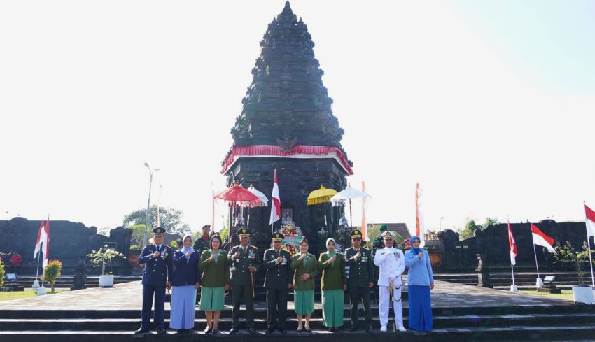 www.nusabali.com-kodam-ixudayana-gelar-ziarah-nasional-di-tmpn-pancaka-tirta