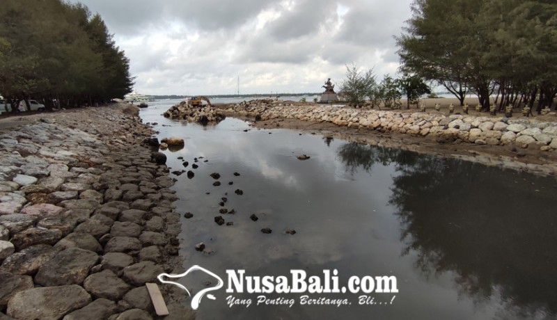 www.nusabali.com-sandaran-sungai-mertasari