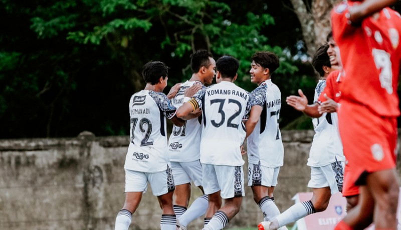 www.nusabali.com-komang-dedi-menangkan-bali-united-u-20