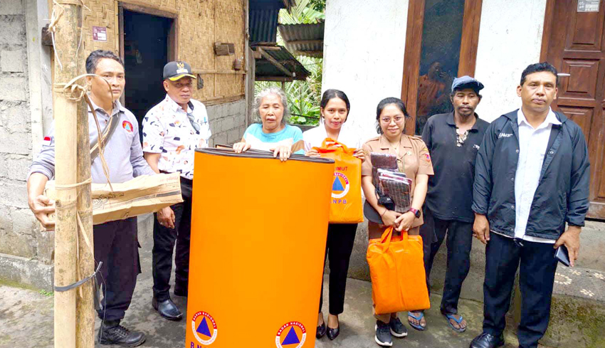 BPBD Bantu Korban Kebakaran di Jungutan