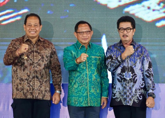 Nusabali.com - mahendra-jaya-minta-advokasi-biro-hukum-diperkuat