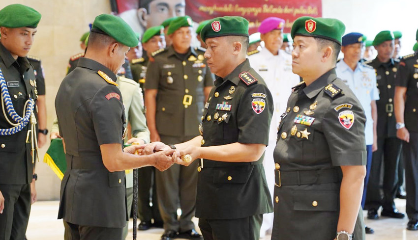 Giliran Danrindam yang Diserahterimakan