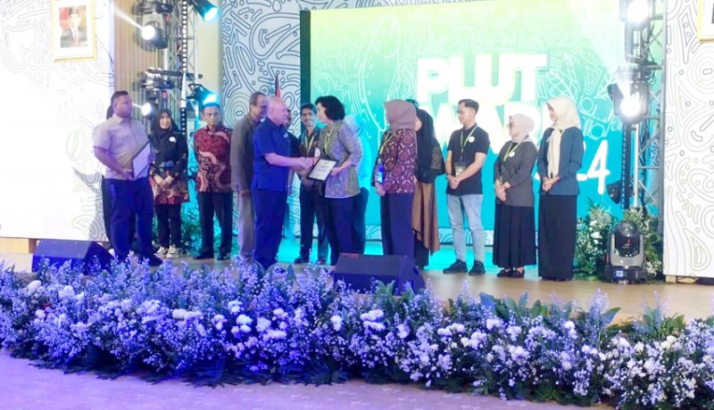 www.nusabali.com-bangli-raih-penghargaan-di-ajang-plut-award