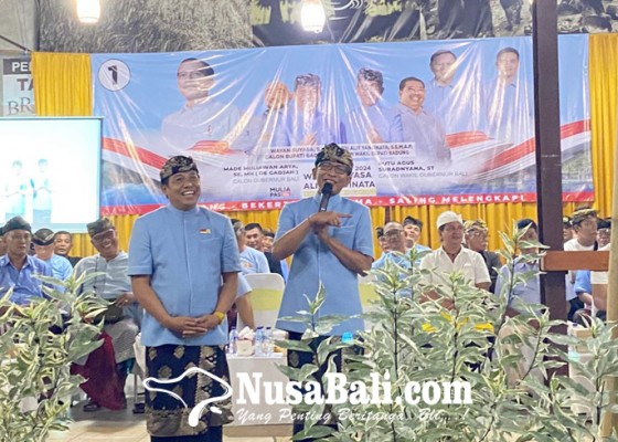 Nusabali.com - disambut-masyarakat-sibanggede-suyadinata-pesankan-jaga-hak-suara