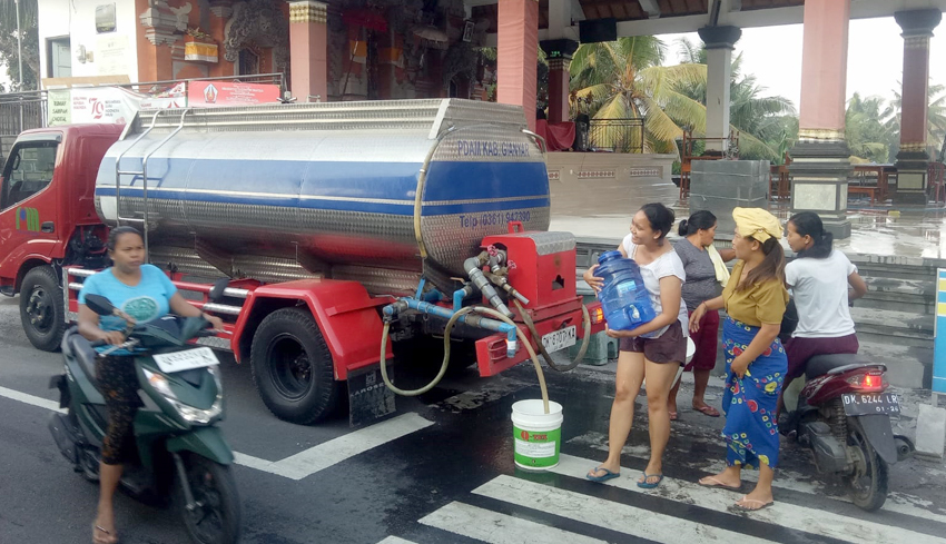 Debit Sungai Petanu Mengecil, Pelayanan Air Bersih Terganggu