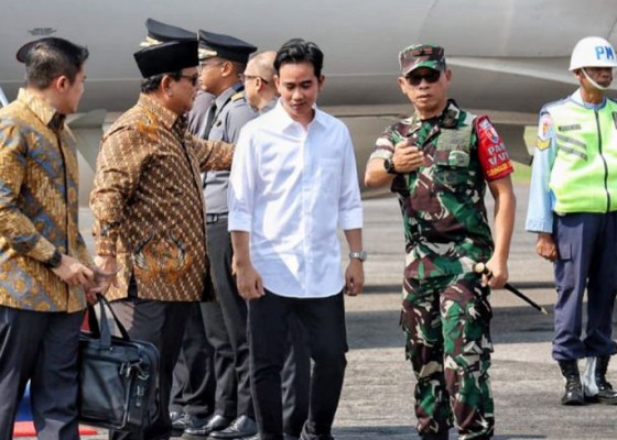 Nusabali.com - prabowo-temui-jokowi-di-solo