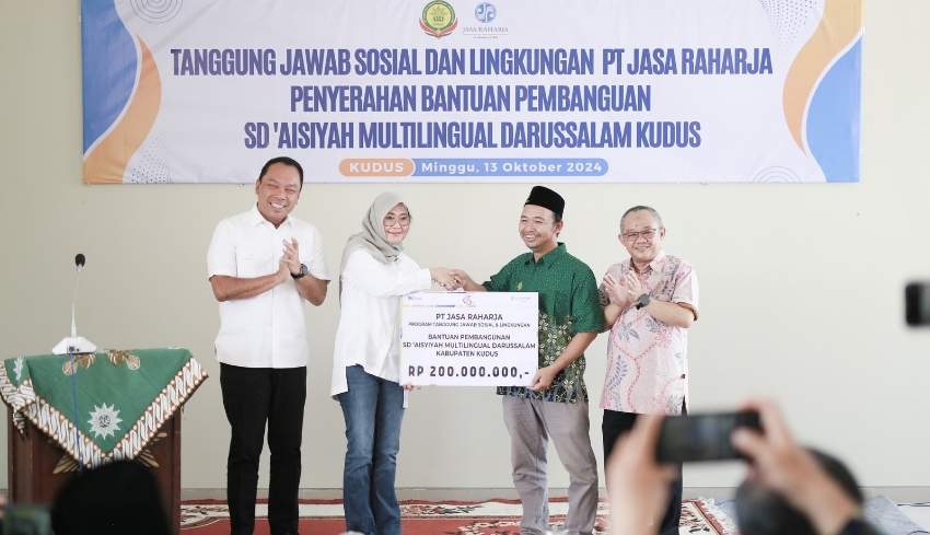 Jasa Raharja Serahkan Bantuan untuk Pembangunan SD Aisyiyah Multilingual Darussalam Kudus