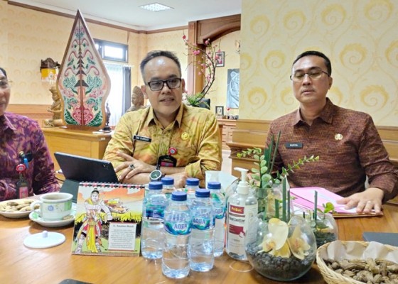 Nusabali.com - pemkab-badung-sewakan-pesisir-munduk-catu-canggu-ke-investor