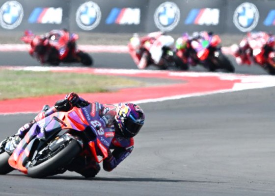 Nusabali.com - motogp-australia-jadi-balapan-krusial-perebutan-gelar-juara-dunia