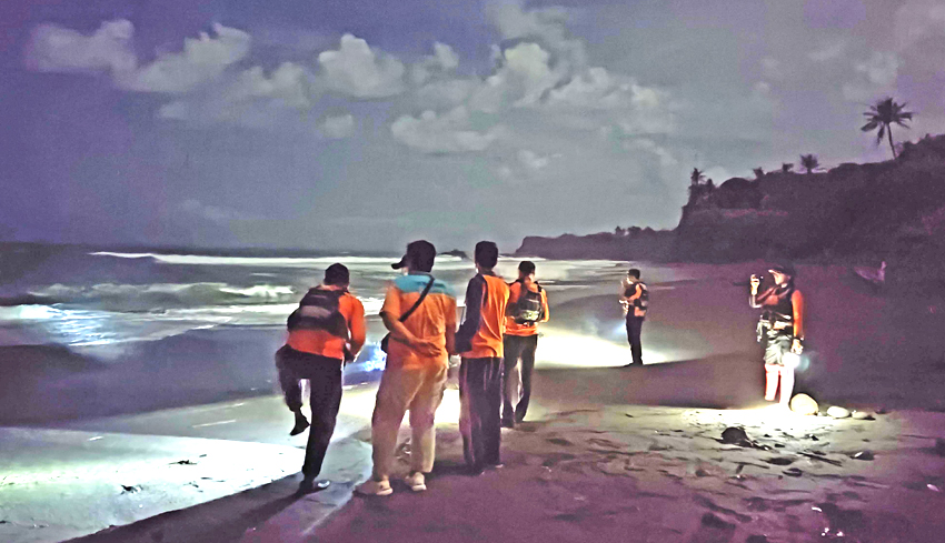 Tolong Bule Terseret Arus di Pantai Balian, Bule Australia Malah Hilang