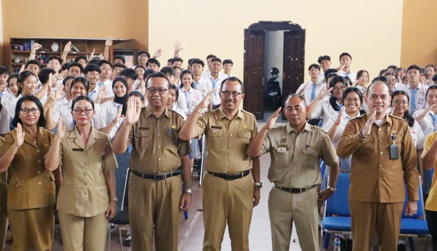 Jelang Pilkada, Kesbangpol Kuatkan Wawasan Kebangsaan Pemilih Pemula