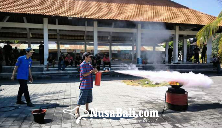 Pedagang Pasar Dilatih Tangani Kebakaran