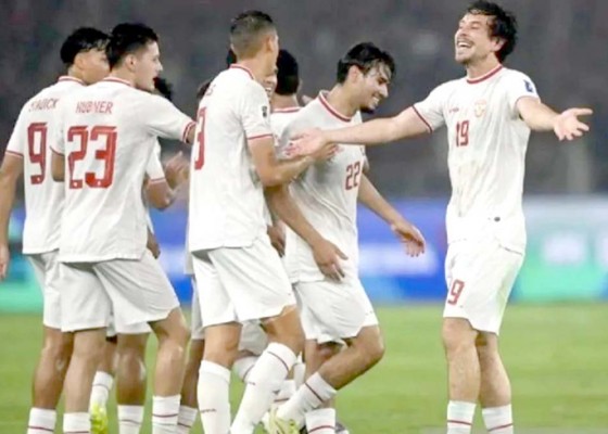 Nusabali.com - indonesia-turun-ke-peringkat-130-fifa