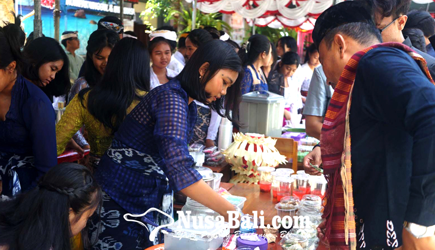 SMAN 1 Amlapura Gelar Bazar Karya IKM P5