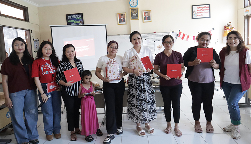 www.nusabali.com-cimb-niaga-gelar-kejar-mimpi-goes-to-school-serentak-di-35-sekolah-se-indonesia