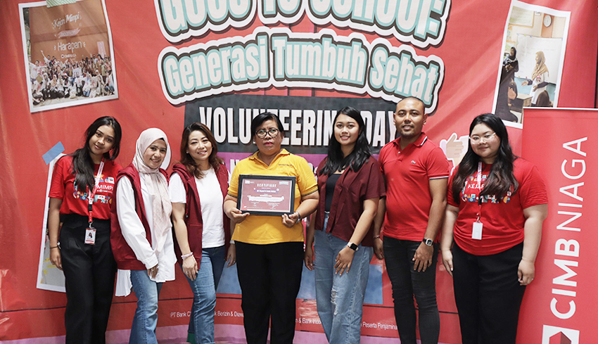 www.nusabali.com-cimb-niaga-gelar-kejar-mimpi-goes-to-school-serentak-di-35-sekolah-se-indonesia