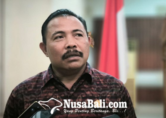 Nusabali.com - paw-supriatna-di-dprd-buleleng-sedang-berproses